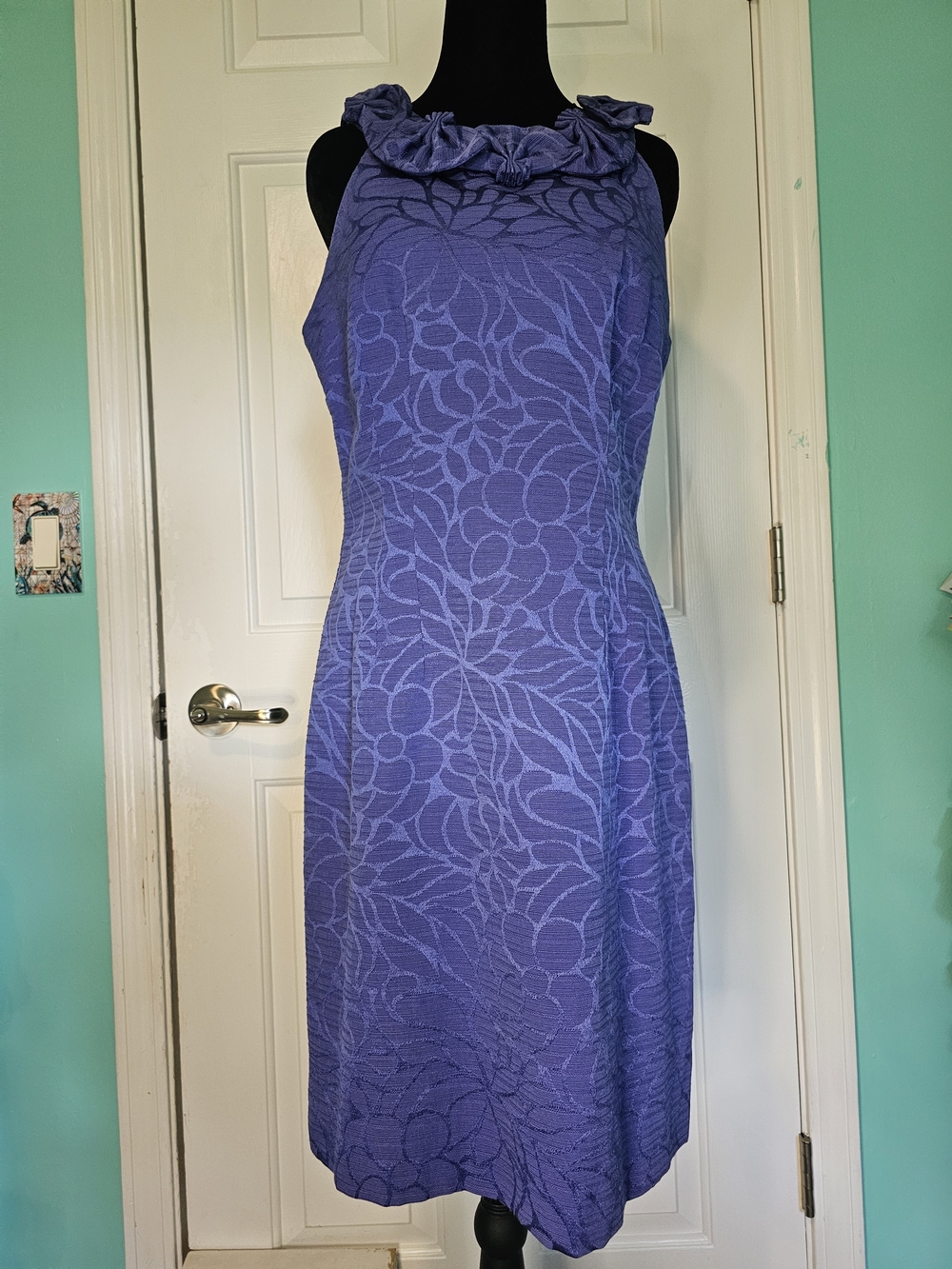 Madison Leigh Sleeveless Purple Floral Jacquard Dress Women's Size 10